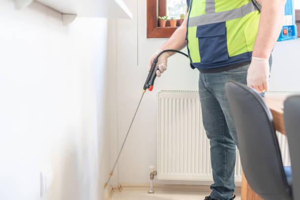 Best Exterminator Services  in Shirley, NY